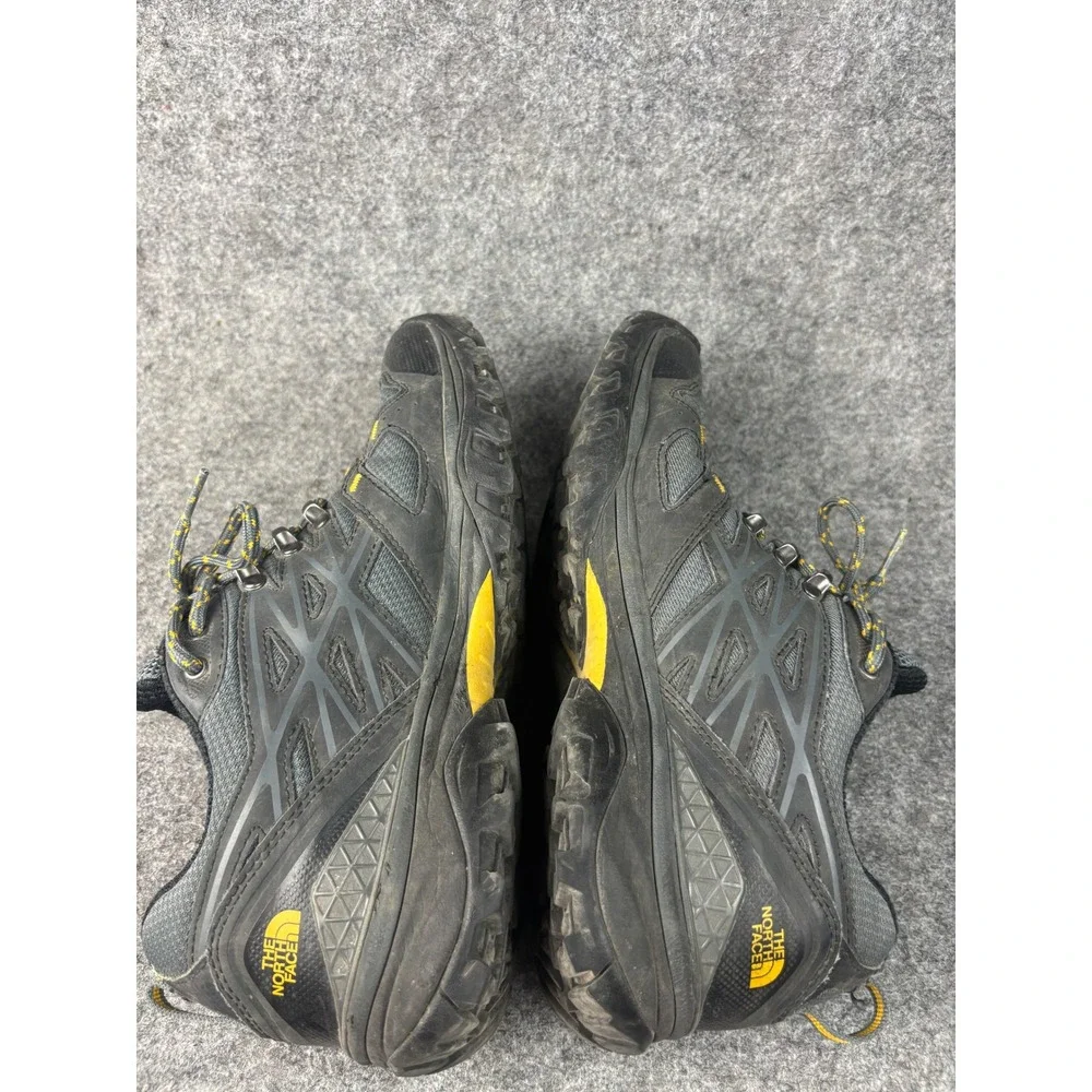 The North Face Hedgehog Fastpack GTX Men 9 Grey Gore-Tex Hiking Shoes NF00CDF8
